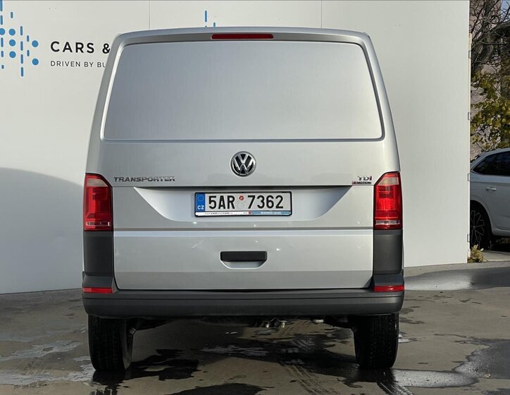 Volkswagen Transporter 16