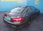 Mercedes-Benz Třídy E Kupé 3,0 l 170 kw