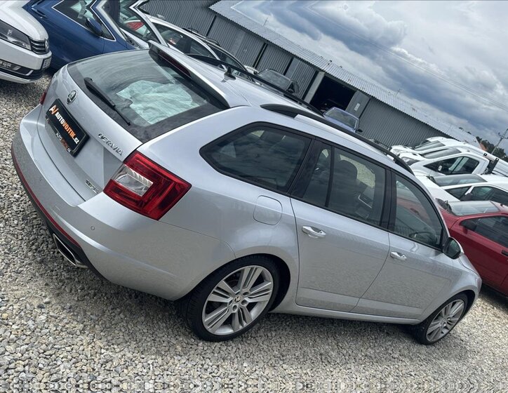 Škoda Octavia Kombi 2,0 l 162 kw