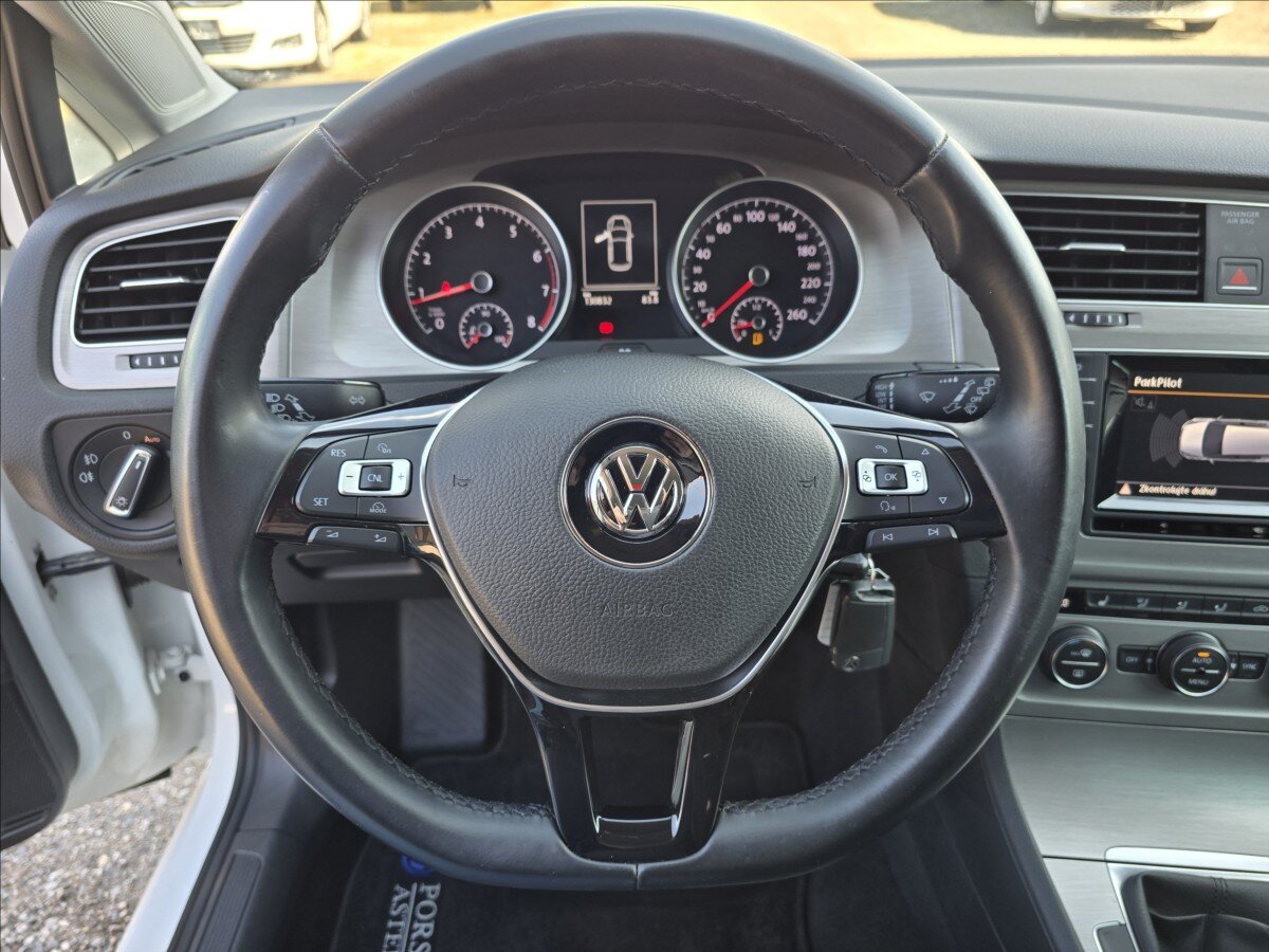 Volkswagen Golf Hatchback 1,2 l 63 kw