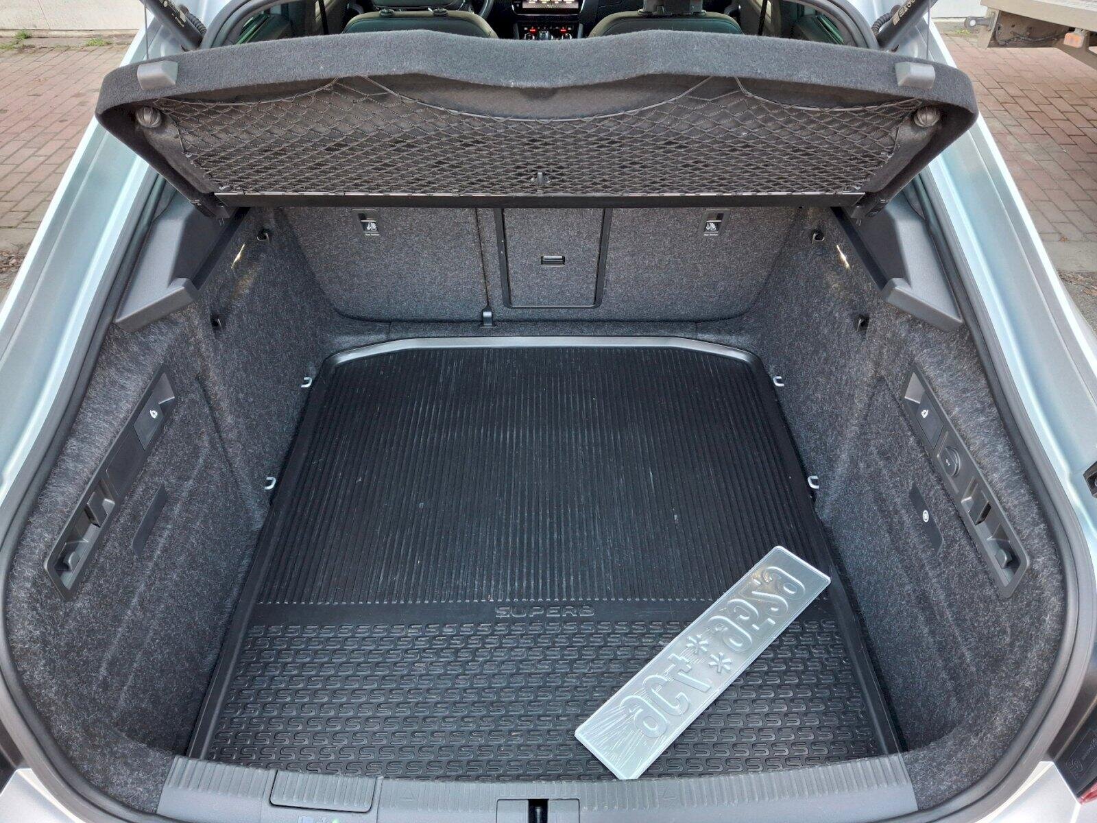 Škoda Superb Sedan 2,0 l 206 kw