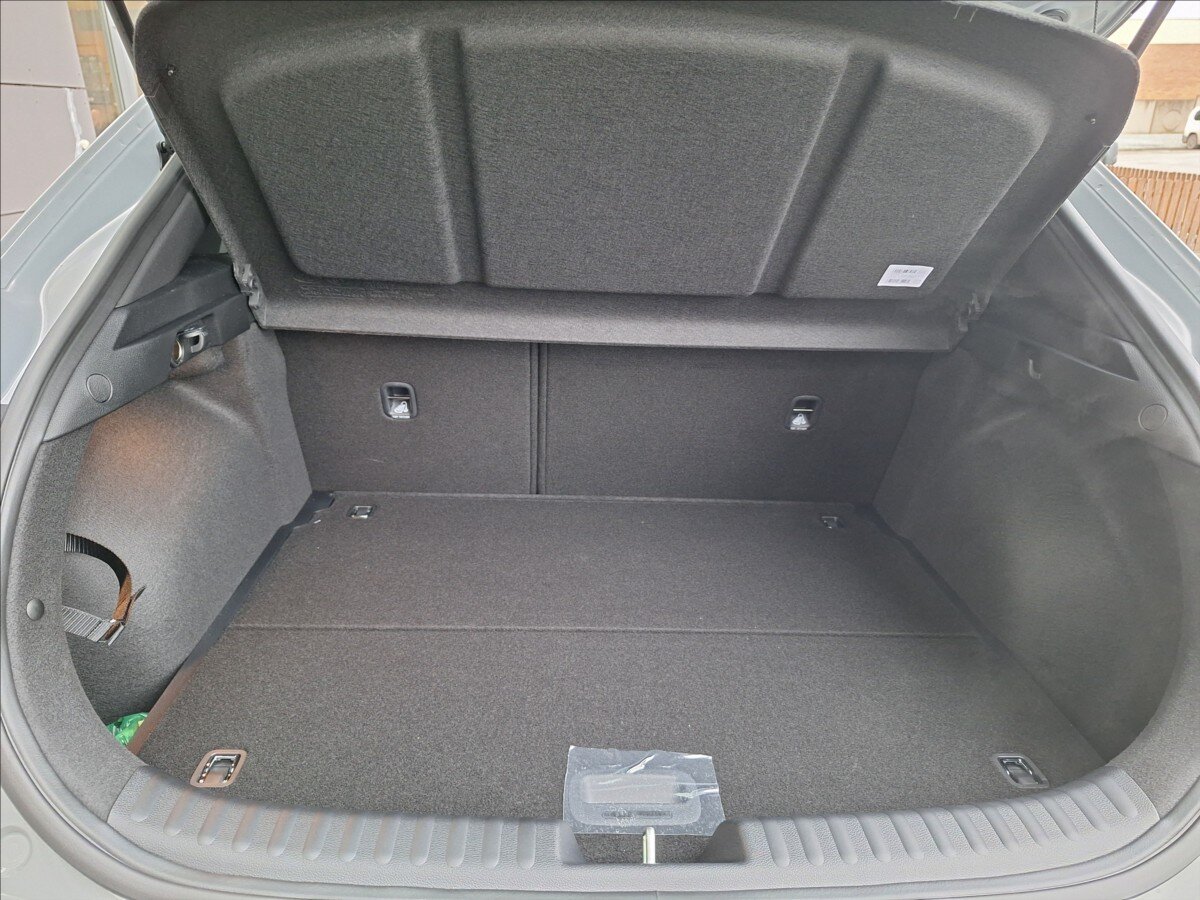 KIA XCeed SUV / Terénní 1,6 l 110 kw