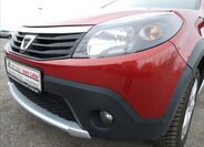 Dacia Sandero Hatchback 1,6 l 64 kw