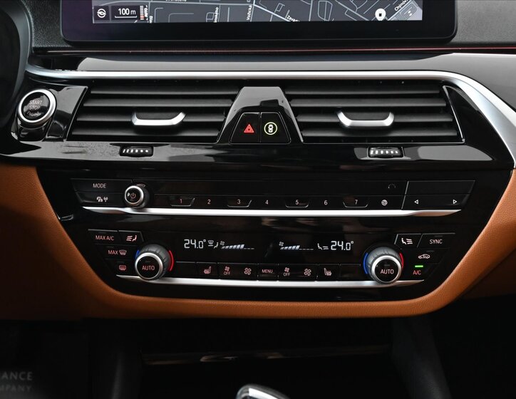 BMW Řada 5 Kombi 3,0 l 210 kw