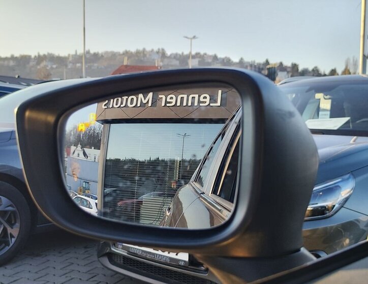 Mazda 6 Sedan 2,0 l 121 kw