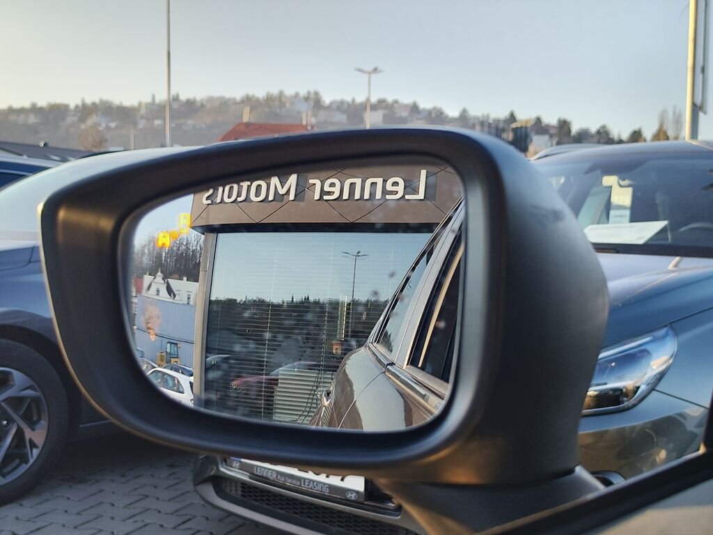 Mazda 6 Sedan 2,0 l 121 kw