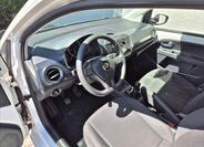 Volkswagen up! 12