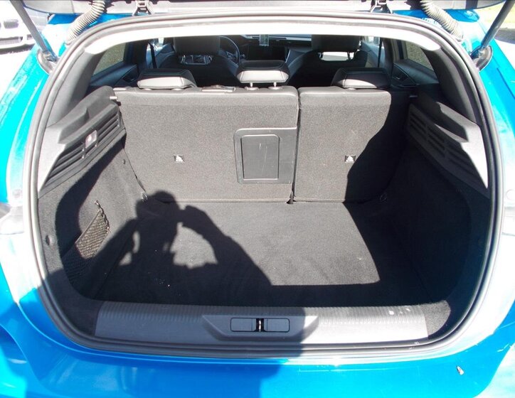 Peugeot 308 Hatchback 1,5 l 96 kw