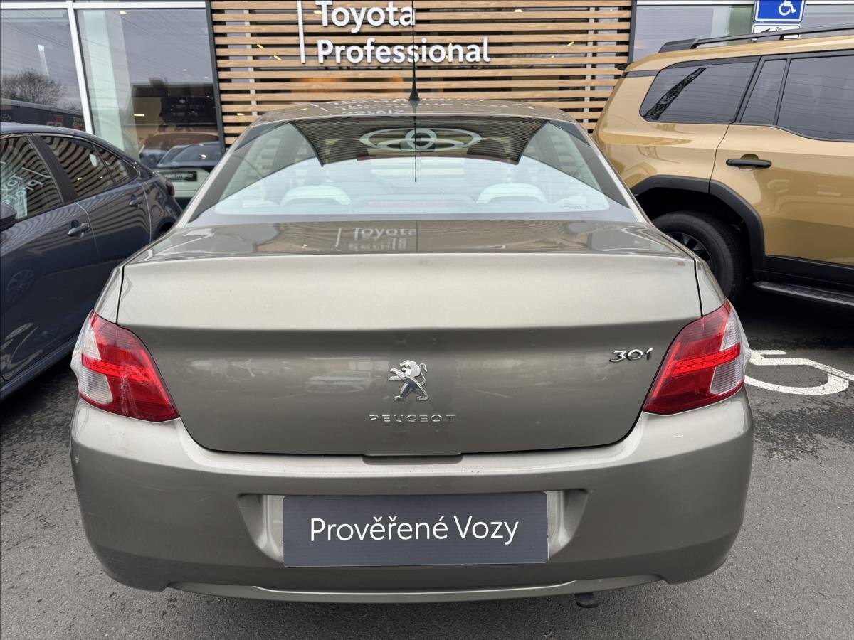 Peugeot 301 Sedan / Limuzína 1,6 l 85 kw