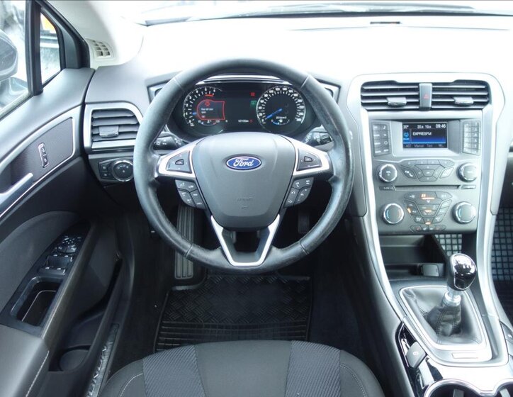 Ford Mondeo Liftback 2,0 l 110 kw