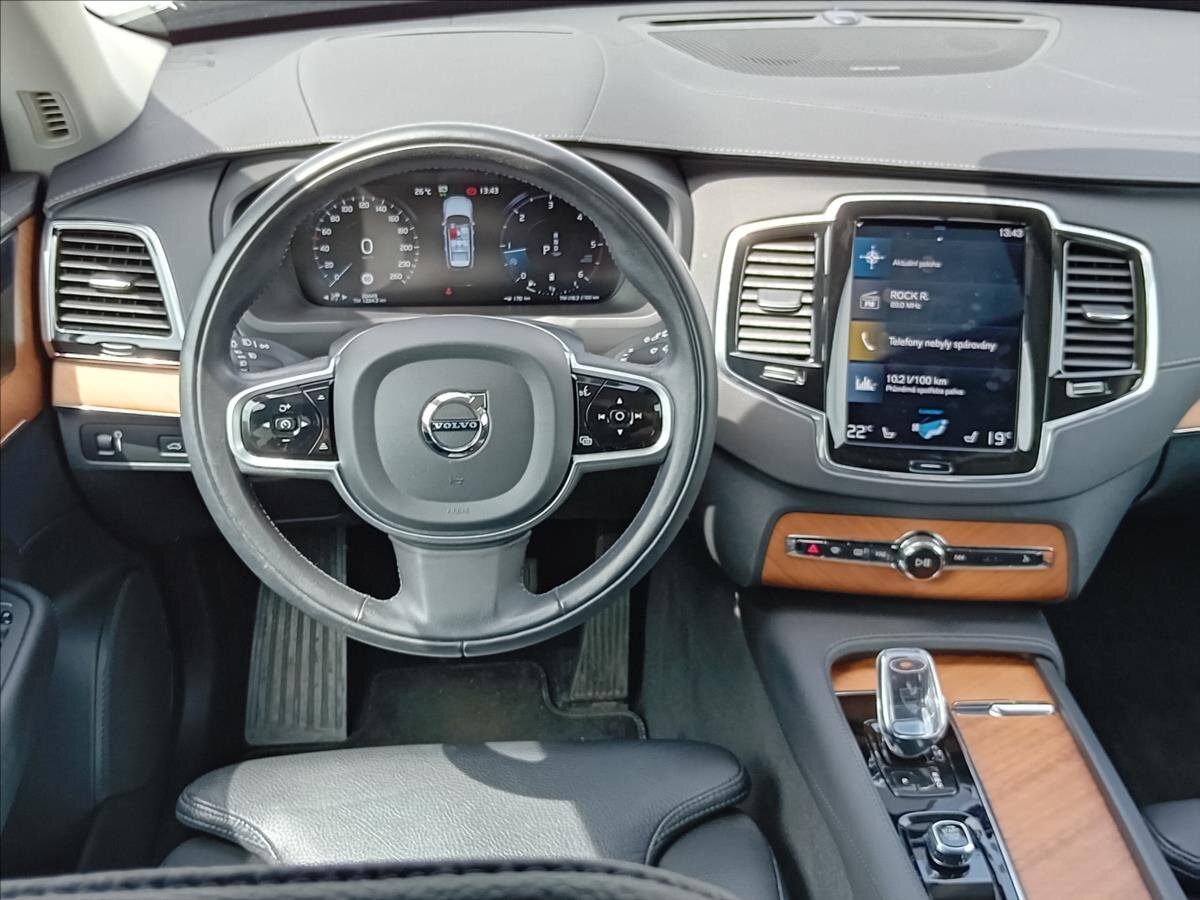 Volvo XC90 SUV / Terénní 2,0 l 173 kw
