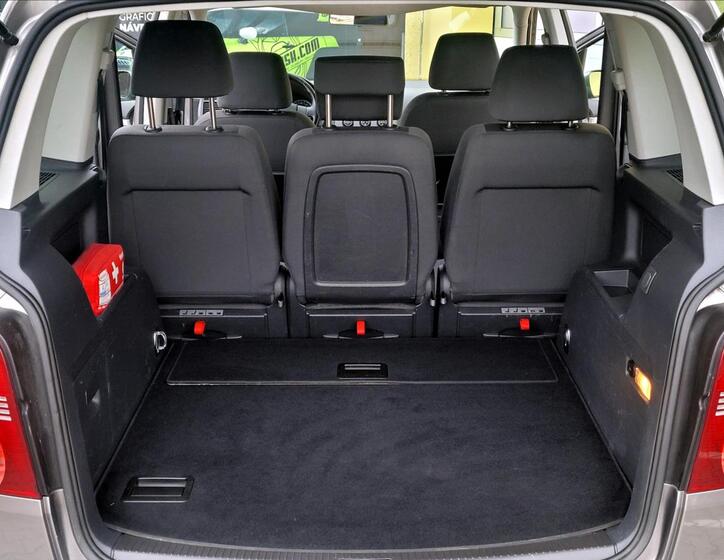 Volkswagen Touran 17