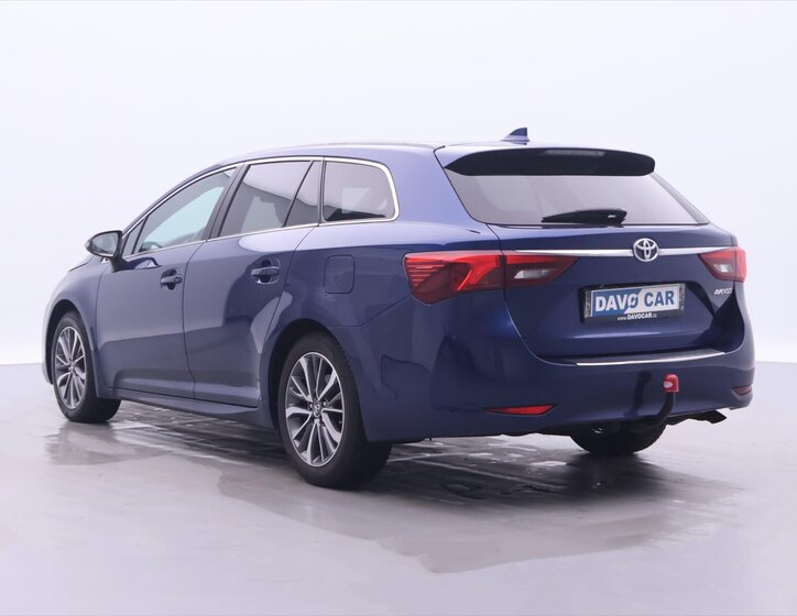 Toyota Avensis Kombi 2,0 l 105 kw