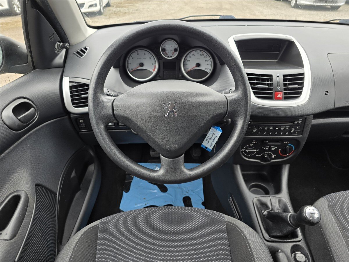 Peugeot 206 Hatchback 1,1 l 44 kw