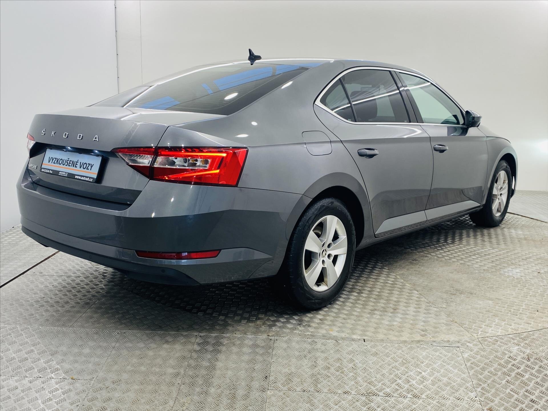 Škoda Superb Liftback 1,5 l 110 kw