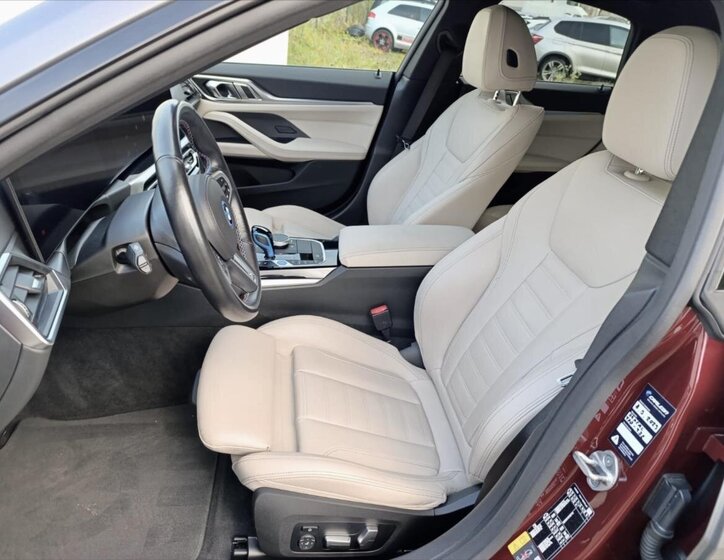 BMW i4 Sedan / Limuzína 0,0 400 kw