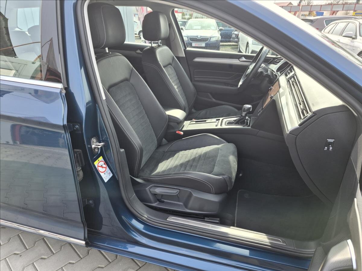 Volkswagen Passat Kombi 1,4 l 160 kw