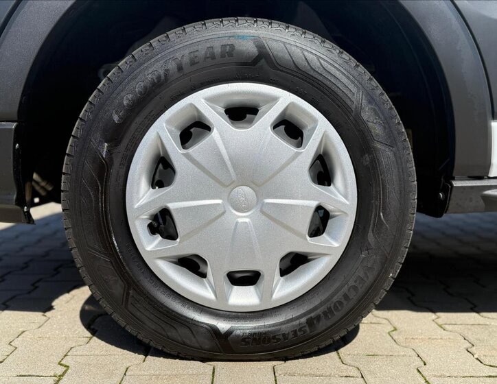 Ford Transit 12