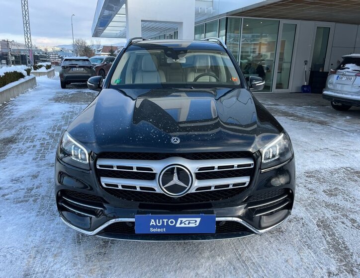 Mercedes-Benz GLS 9