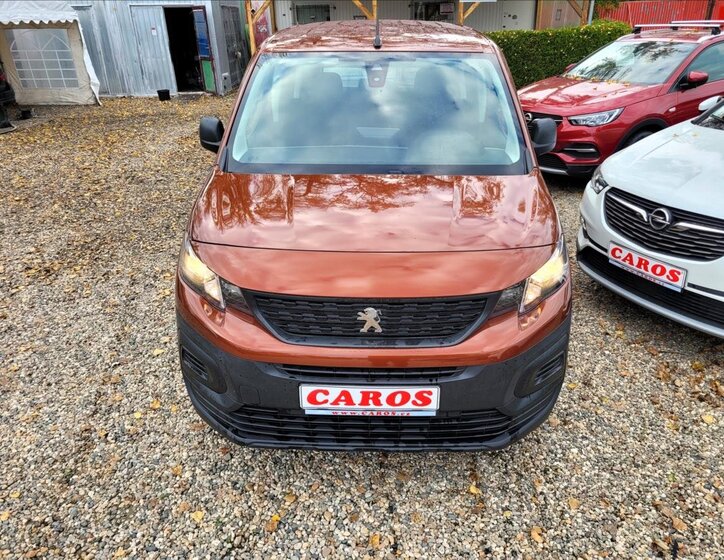 Peugeot Rifter MPV 1,5 l 75 kw