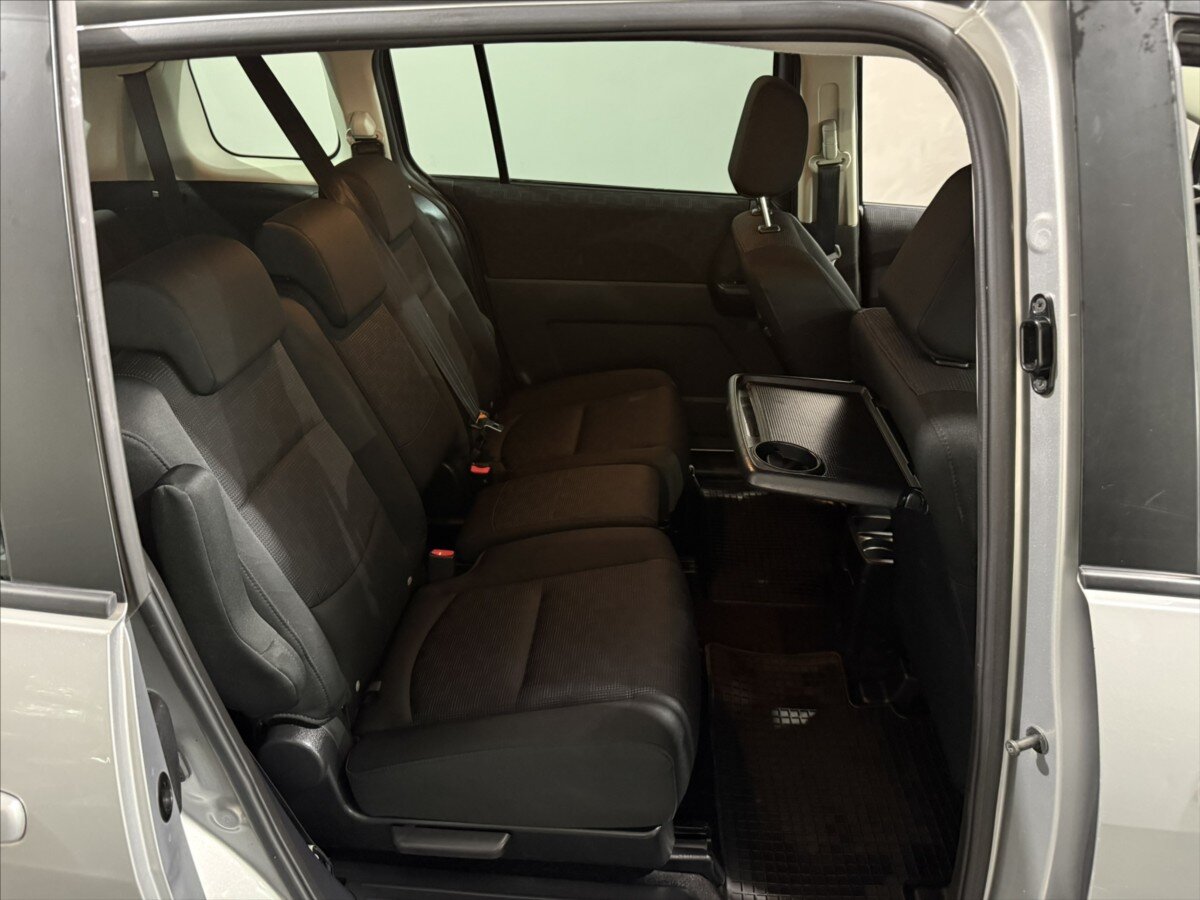 Mazda 5 Kombi 2,0 l 107 kw