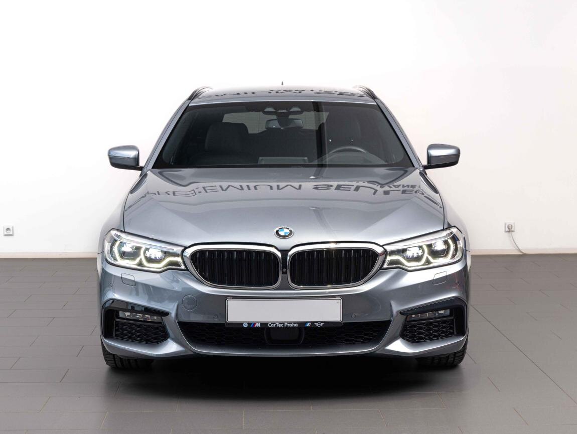 BMW Řada 5 Kombi 3,0 l 195 kw