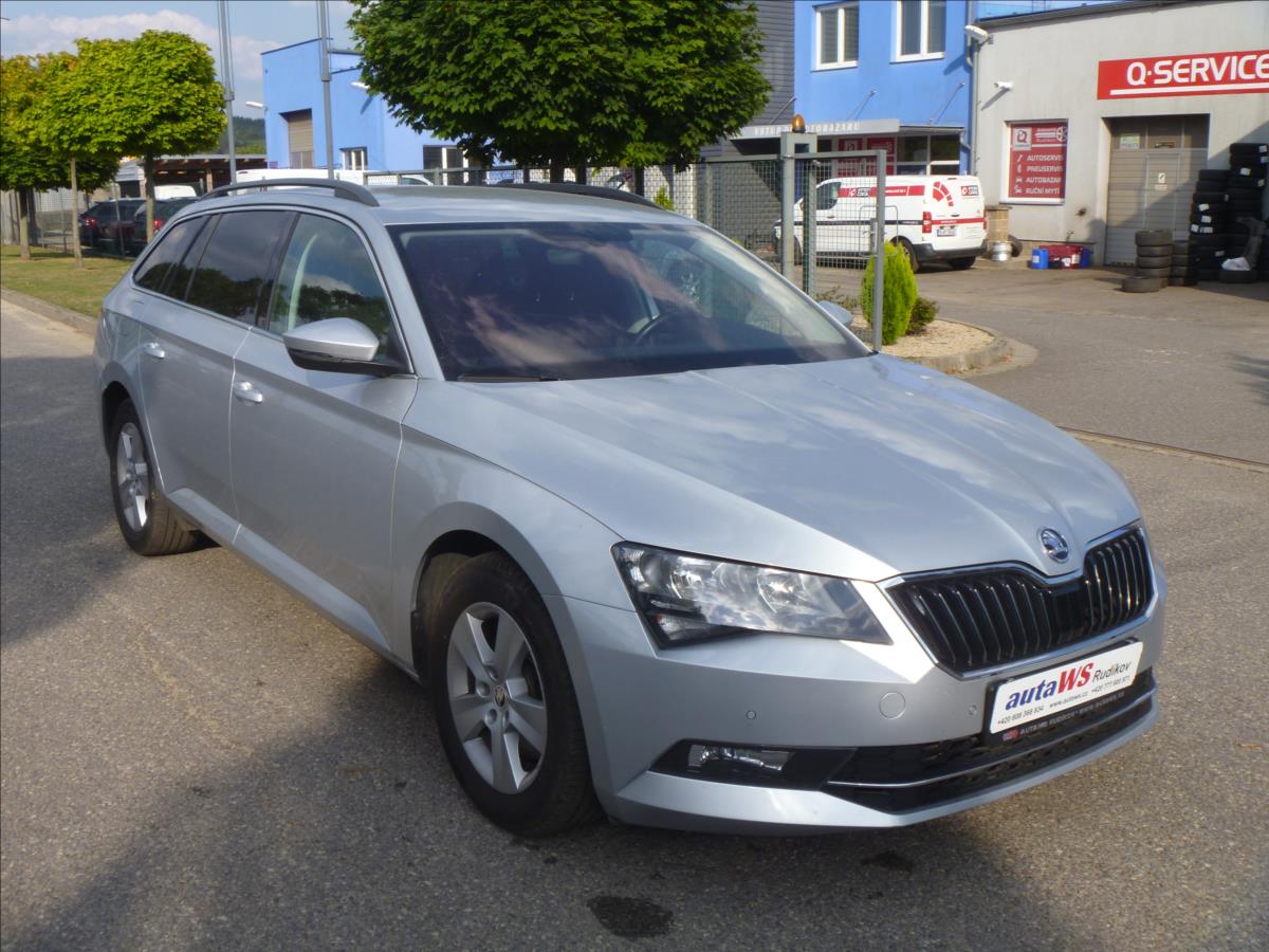 Škoda Superb