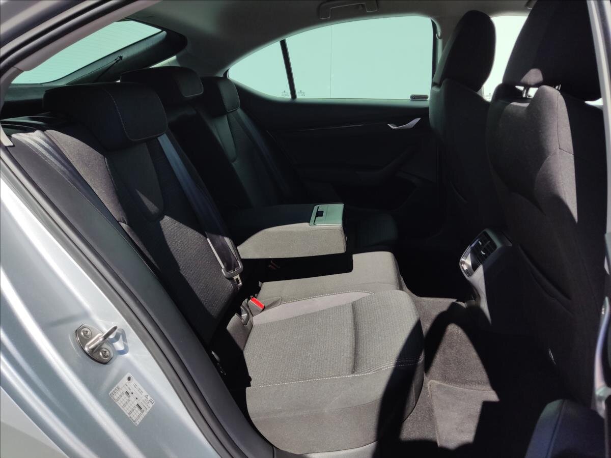 Škoda Octavia Liftback 1,5 l 110 kw