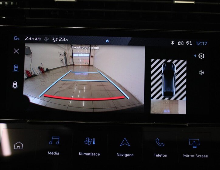 Peugeot 408 Liftback 1,2 l 96 kw