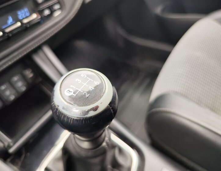 Toyota Auris Kombi 1,6 l 82 kw