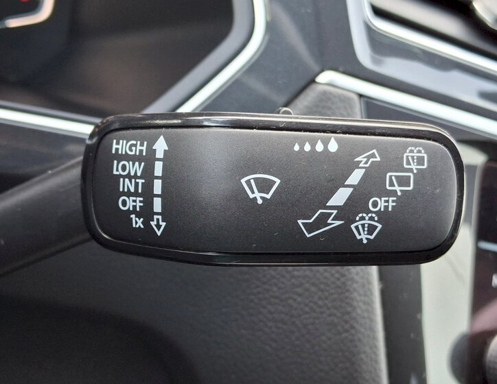 Volkswagen Tiguan SUV / Terénní 2,0 l 180 kw