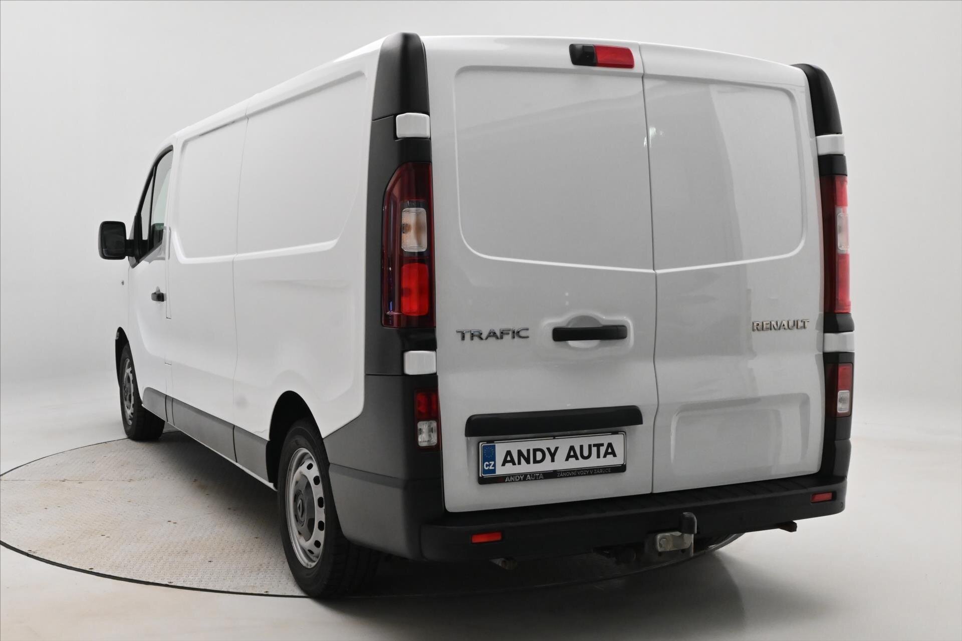 Renault Trafic Skříň 2,0 l 107 kw