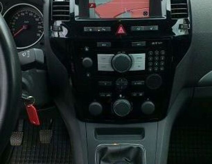 Opel Zafira 16