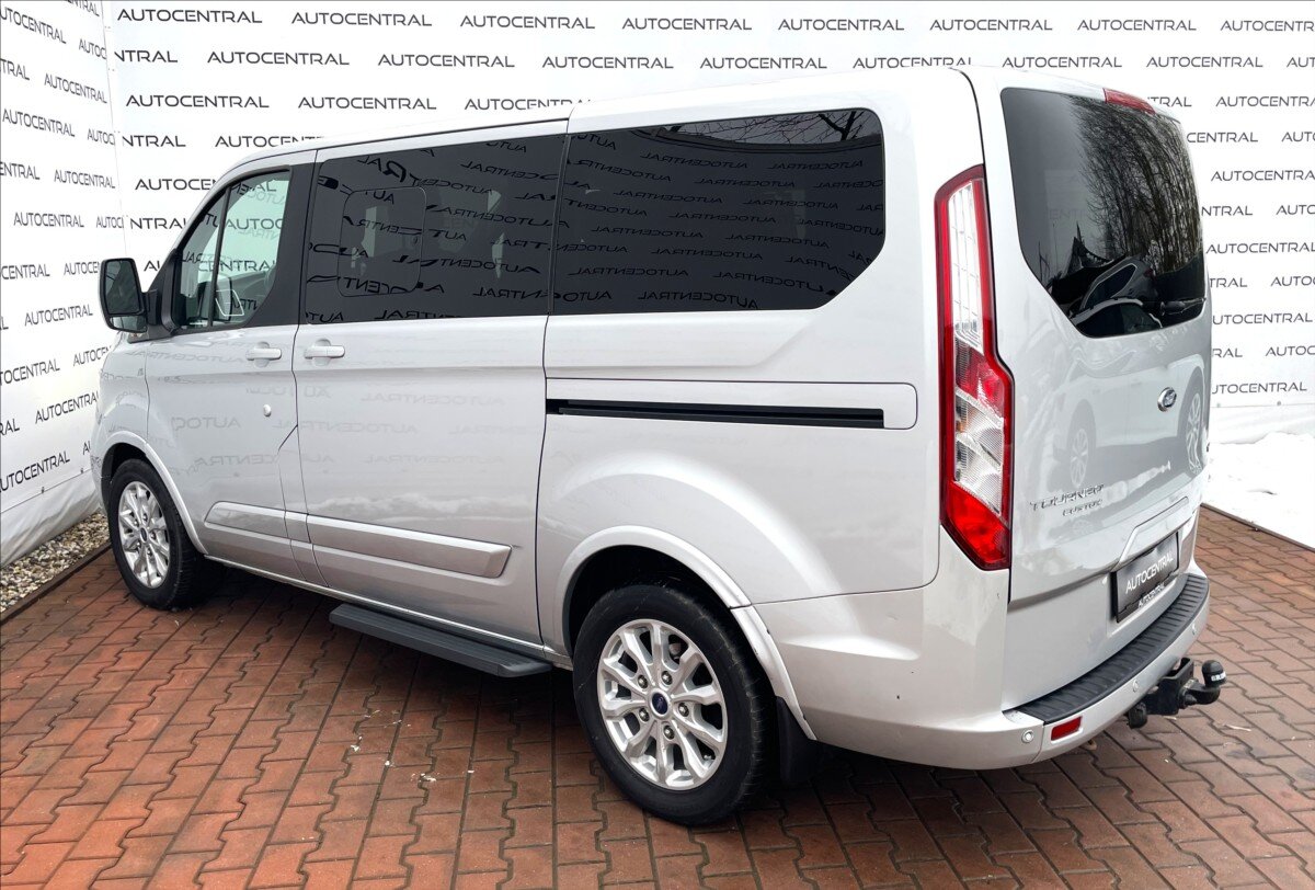 Ford Tourneo Custom MPV 2,0 l 96 kw