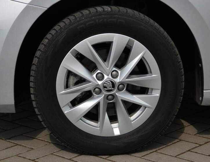 Škoda Fabia Hatchback 999,0 85 kw