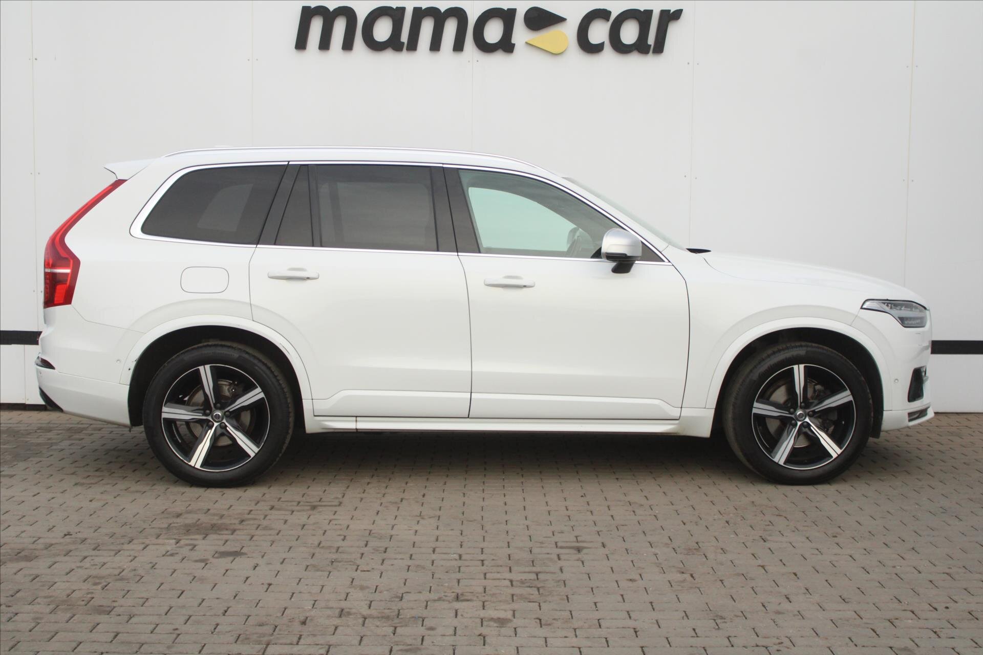 Volvo XC90 SUV 2,0 l 173 kw
