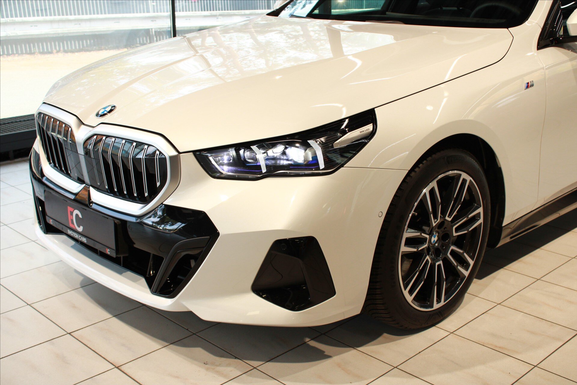 BMW Řada 5 Sedan / Limuzína 3,0 l 210 kw
