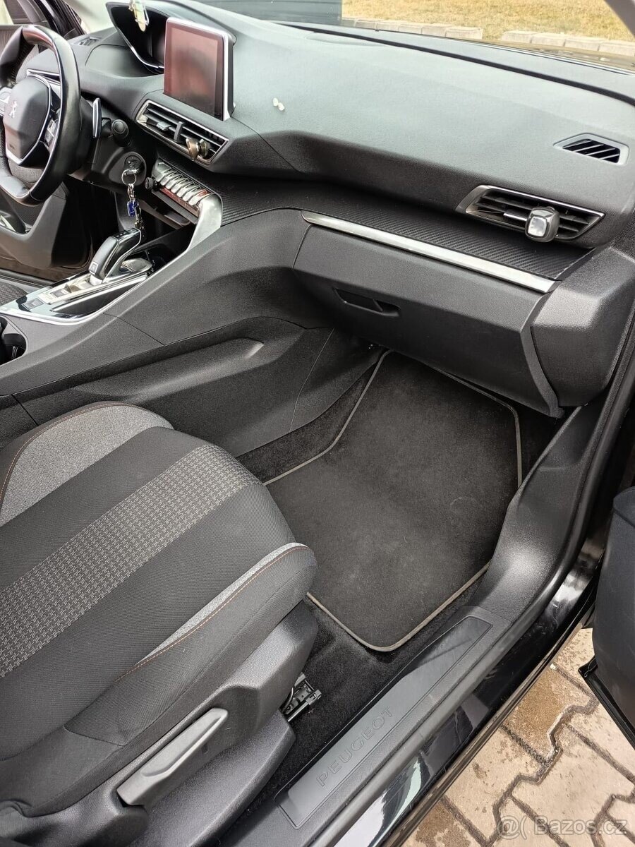 Peugeot 3008 SUV / Terénní 0,0 0