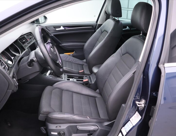 Volkswagen Golf Kombi 1,2 l 81 kw