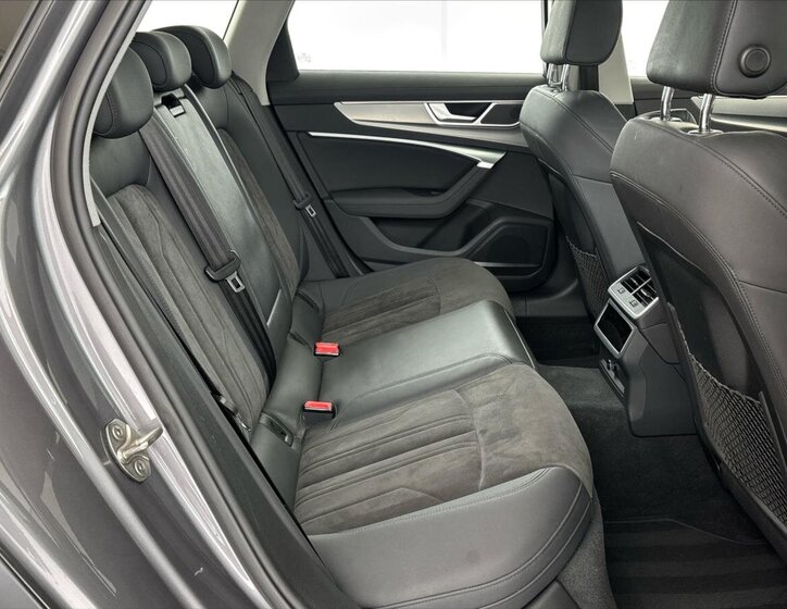 Audi A6 Allroad Kombi 3,0 l 253 kw