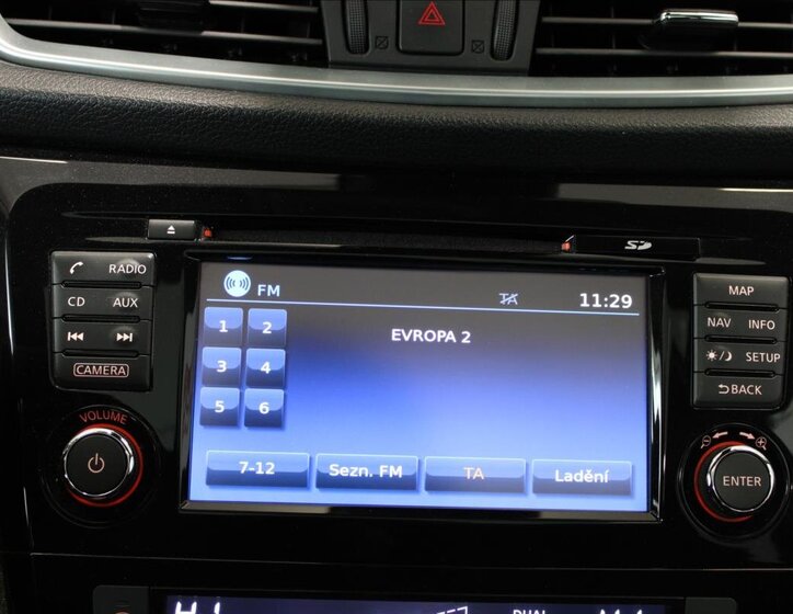 Nissan Qashqai SUV / Terénní 1,6 l 96 kw