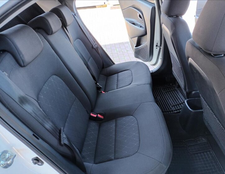 KIA Rio Hatchback 1,2 l 62 kw