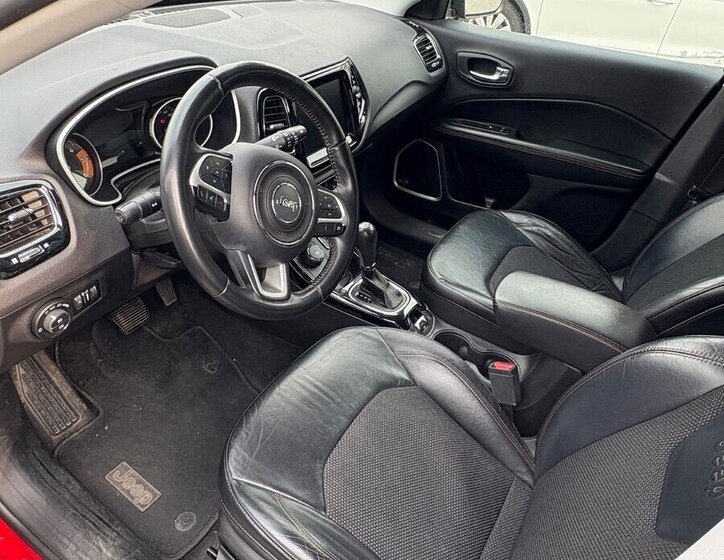 Jeep Compass SUV / Terénní 0,0 103 kw