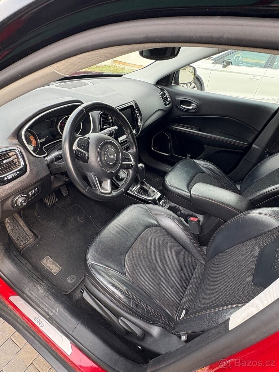 Jeep Compass SUV / Terénní 0,0 103 kw