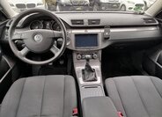 Volkswagen Passat 16