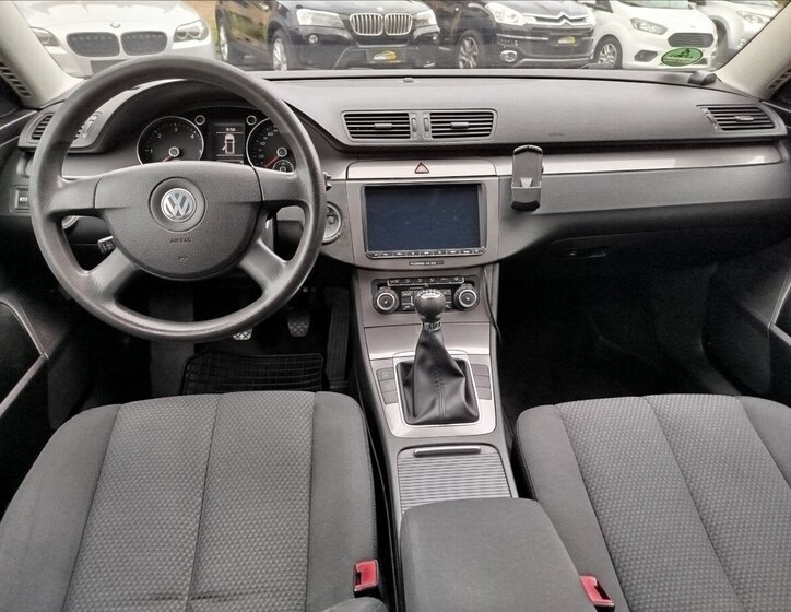 Volkswagen Passat 16