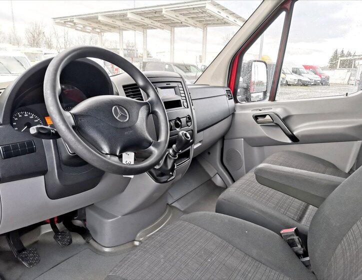 Mercedes-Benz Sprinter Skříň 2,1 l 95 kw