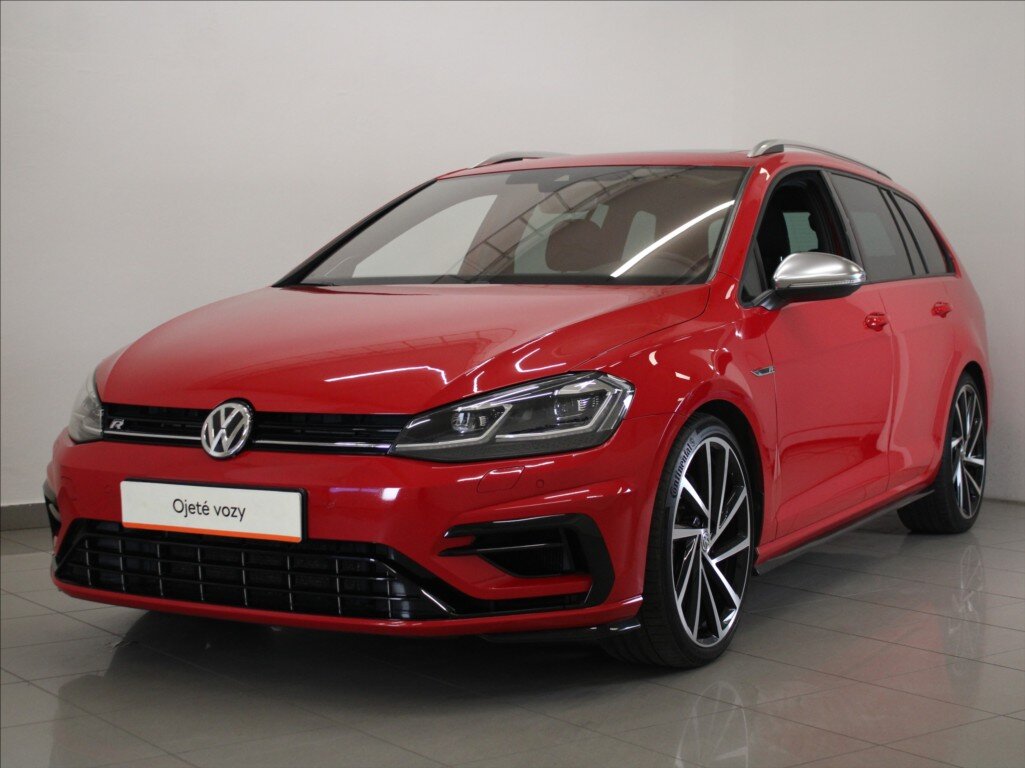 Volkswagen Golf Kombi 2,0 l 221 kw