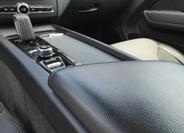 Volvo XC60 6