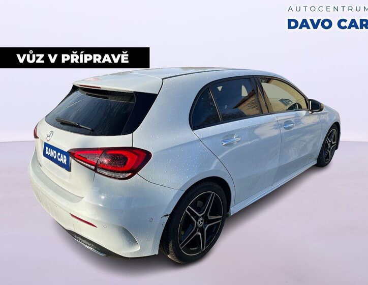Mercedes-Benz Třídy A Hatchback 1,3 l 120 kw